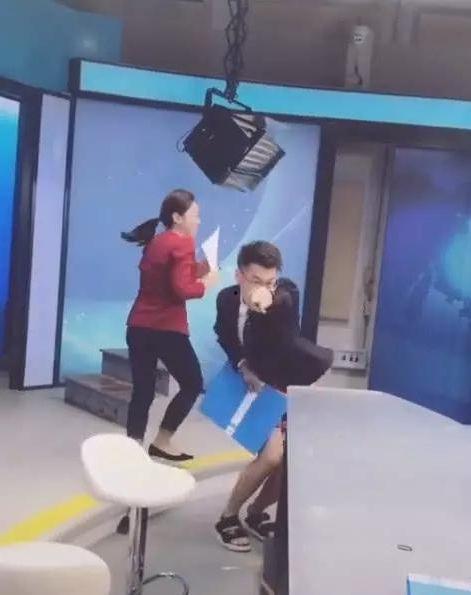 抖音主播新闻爆料,揭秘事件背后惊人真相!” 第2张 抖音主播新闻爆料,揭秘事件背后惊人真相!” 第2张