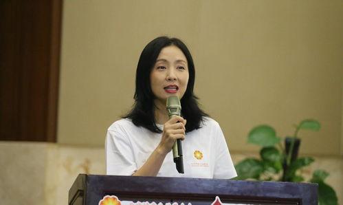 娱乐圈吃瓜动态表情包,表情包带你领略吃瓜盛宴  第2张