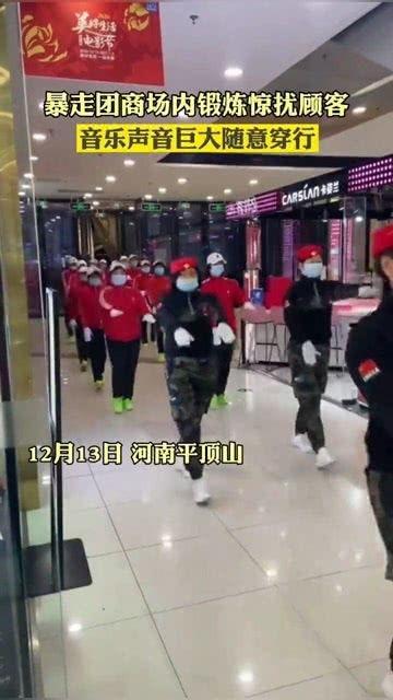 网友爆料电梯敲钟视频,揭秘神秘敲钟人身份之谜